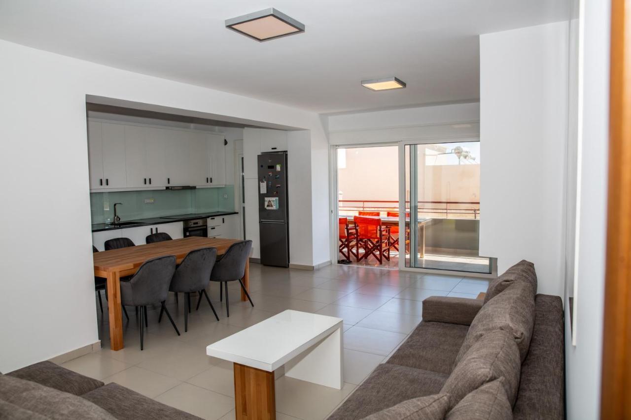 5 Sterne Apollo City Apartment Лаврион Экстерьер фото